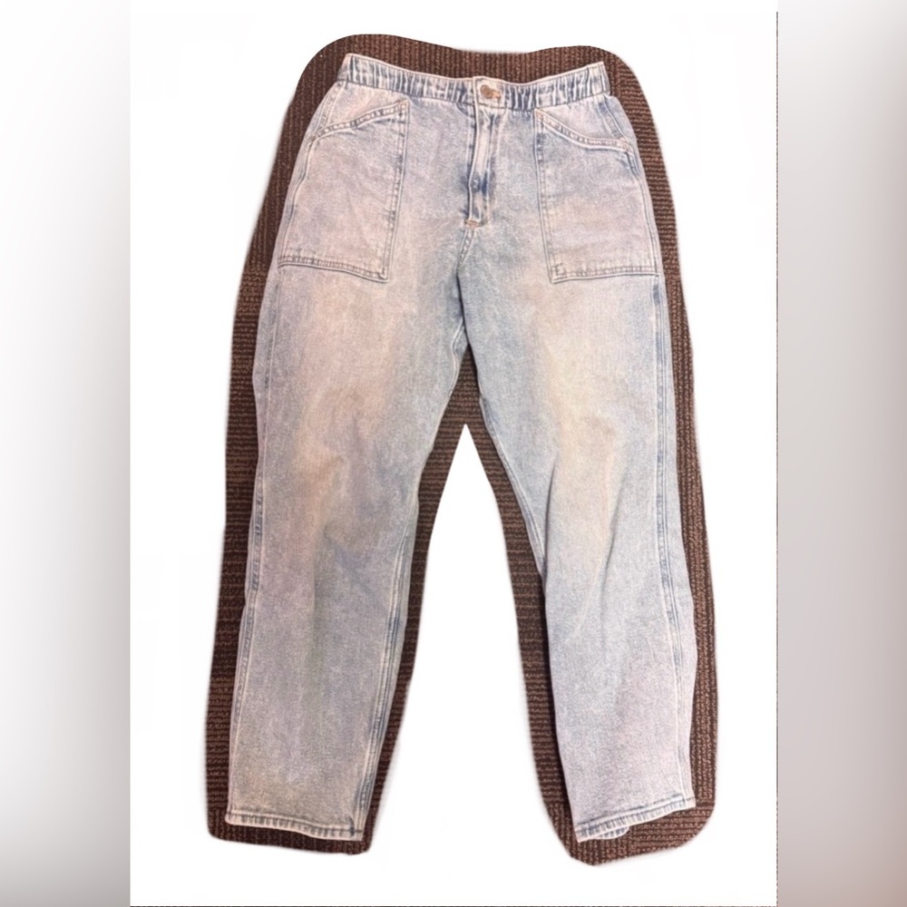Hollister Curvy High Rise Mom Jean